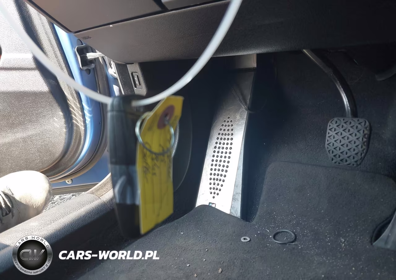 2014 BMW M5 VIN:WBSFV9C51ED593867 - 11