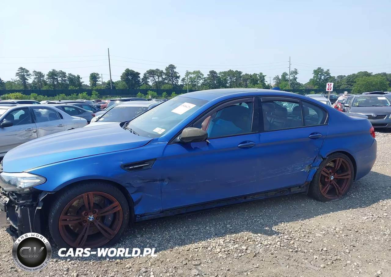 2014 BMW M5 VIN:WBSFV9C51ED593867 - 14