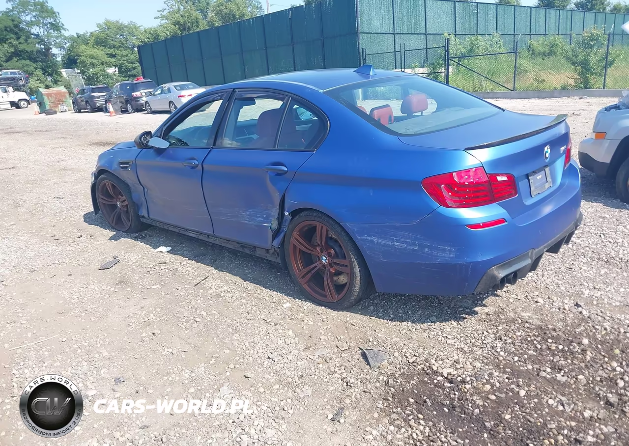 2014 BMW M5 VIN:WBSFV9C51ED593867 - 3