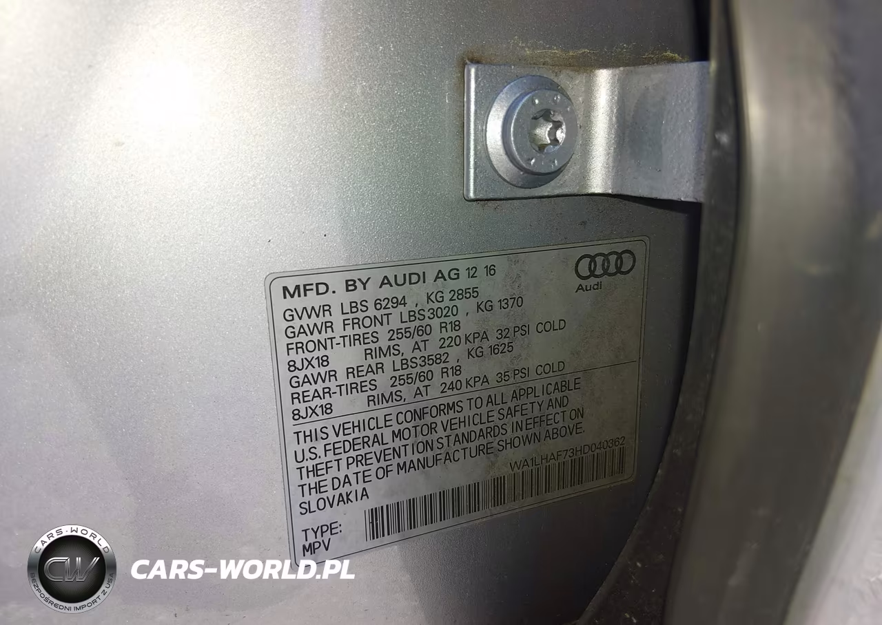 2017 Audi Q7 2.0T Premium VIN:WA1LHAF73HD040362 - 9