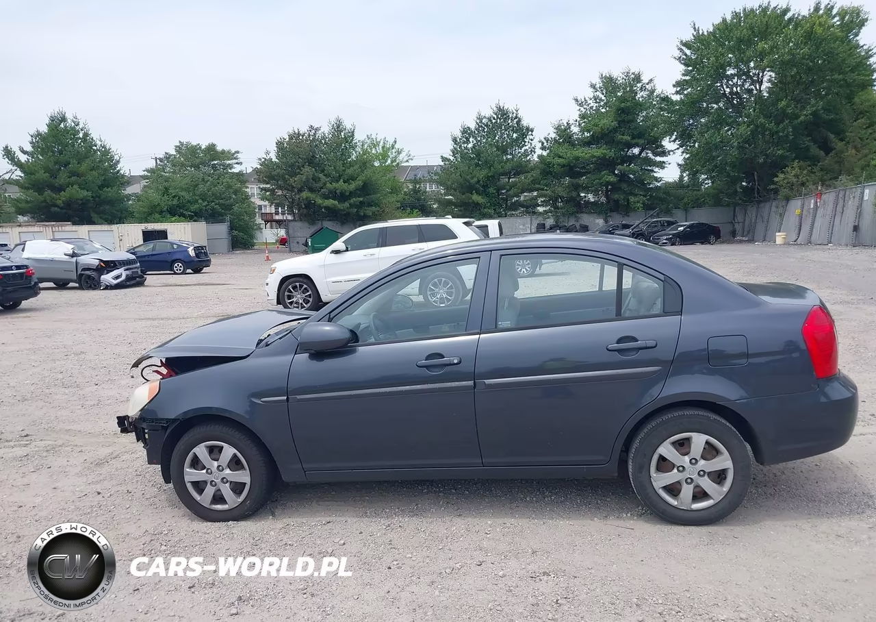 2009 Hyundai Accent Gls VIN:KMHCN46C79U340206 - 14