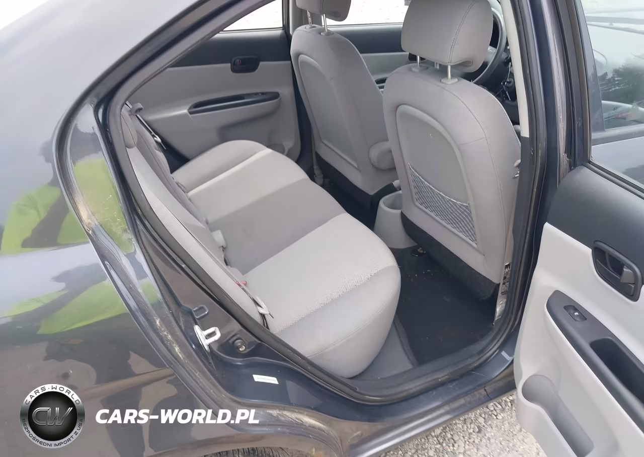 2009 Hyundai Accent Gls VIN:KMHCN46C79U340206 - 8
