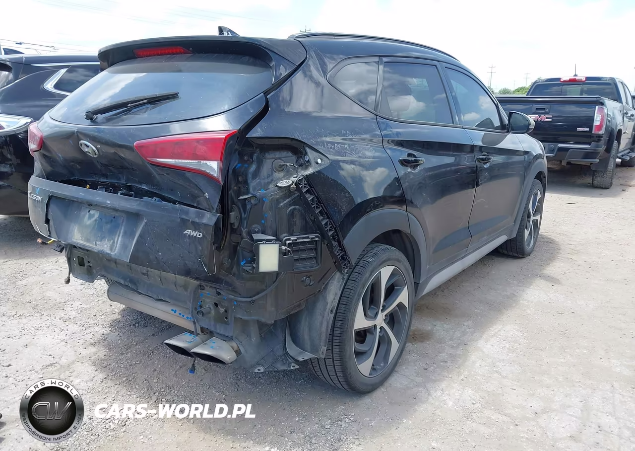 2018 Hyundai Tucson Value VIN:KM8J3CA25JU676799 - 4