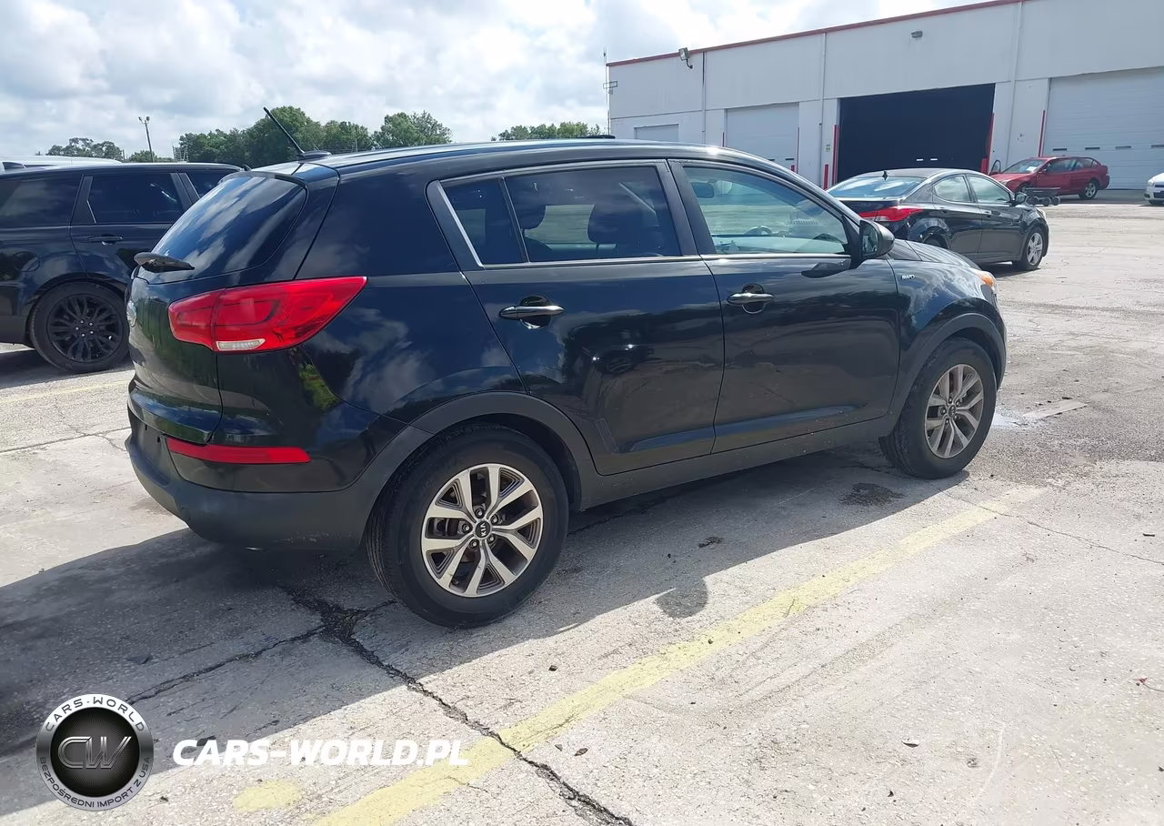 2014 Kia Sportage Lx VIN:KNDPBCAC2E7585083 - 4
