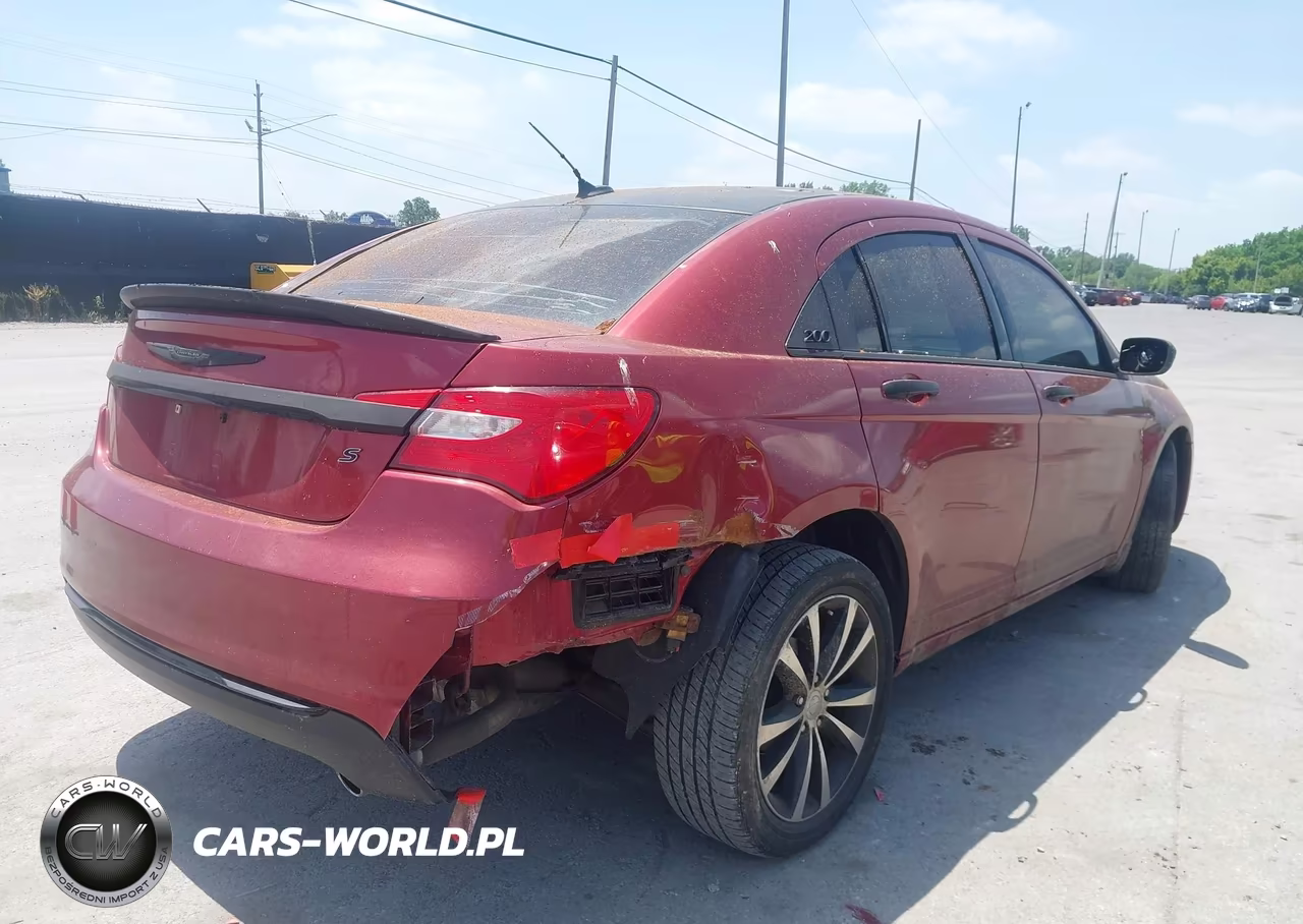 2011 Chrysler 200 S VIN:1C3BC8FG4BN567115 - 4