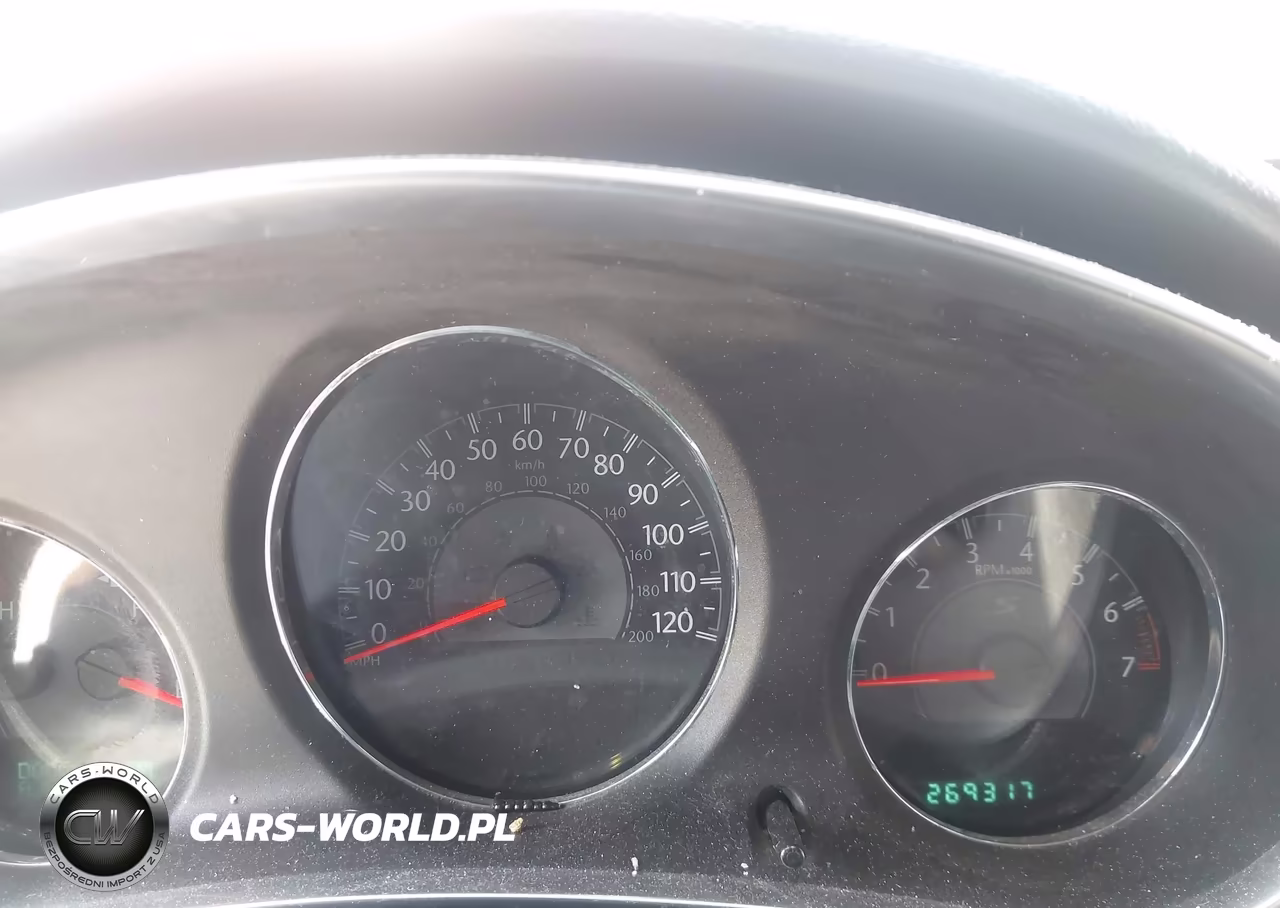 2011 Chrysler 200 S VIN:1C3BC8FG4BN567115 - 7