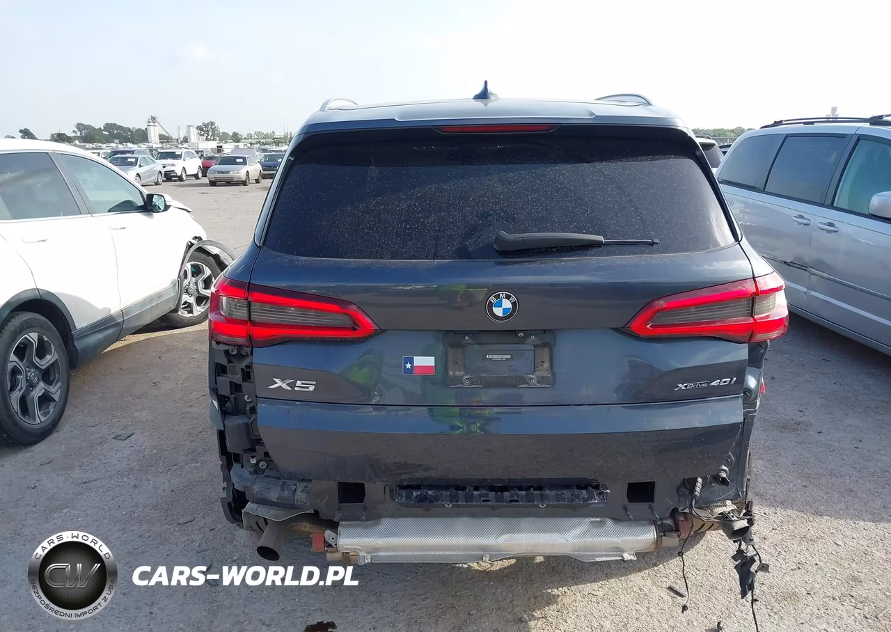 2019 BMW X5 xDrive40I VIN:5UXCR6C56KLL11848 - 17