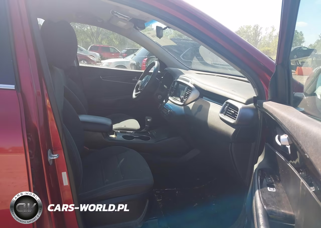 2019 Kia Sorento 3.3L Lx VIN:5XYPG4A52KG489235 - 5