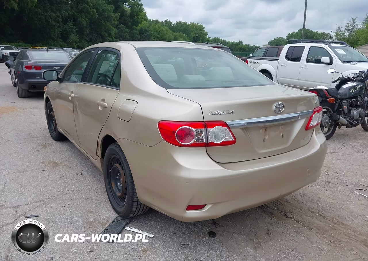 2012 Toyota Corolla Le VIN:5YFBU4EE8CP027174 - 3