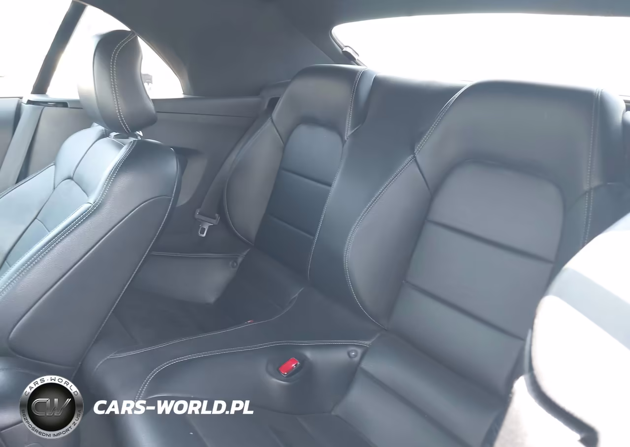 2015 Ford Mustang Ecoboost Premium VIN:1FATP8UH2F5364381 - 8