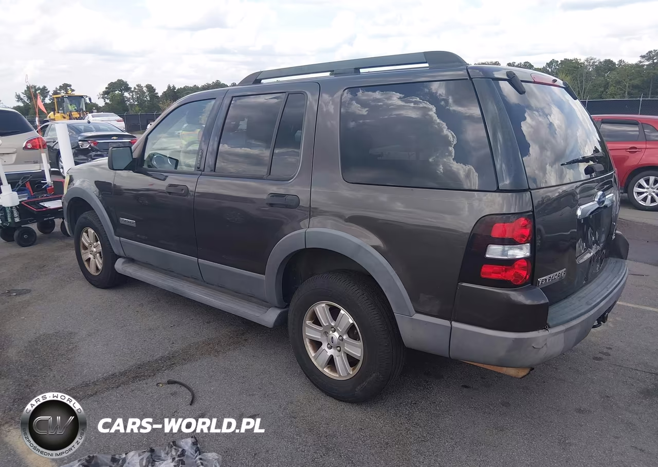 2006 Ford Explorer Xlt VIN:1FMEU73EX6UA63470 - 3