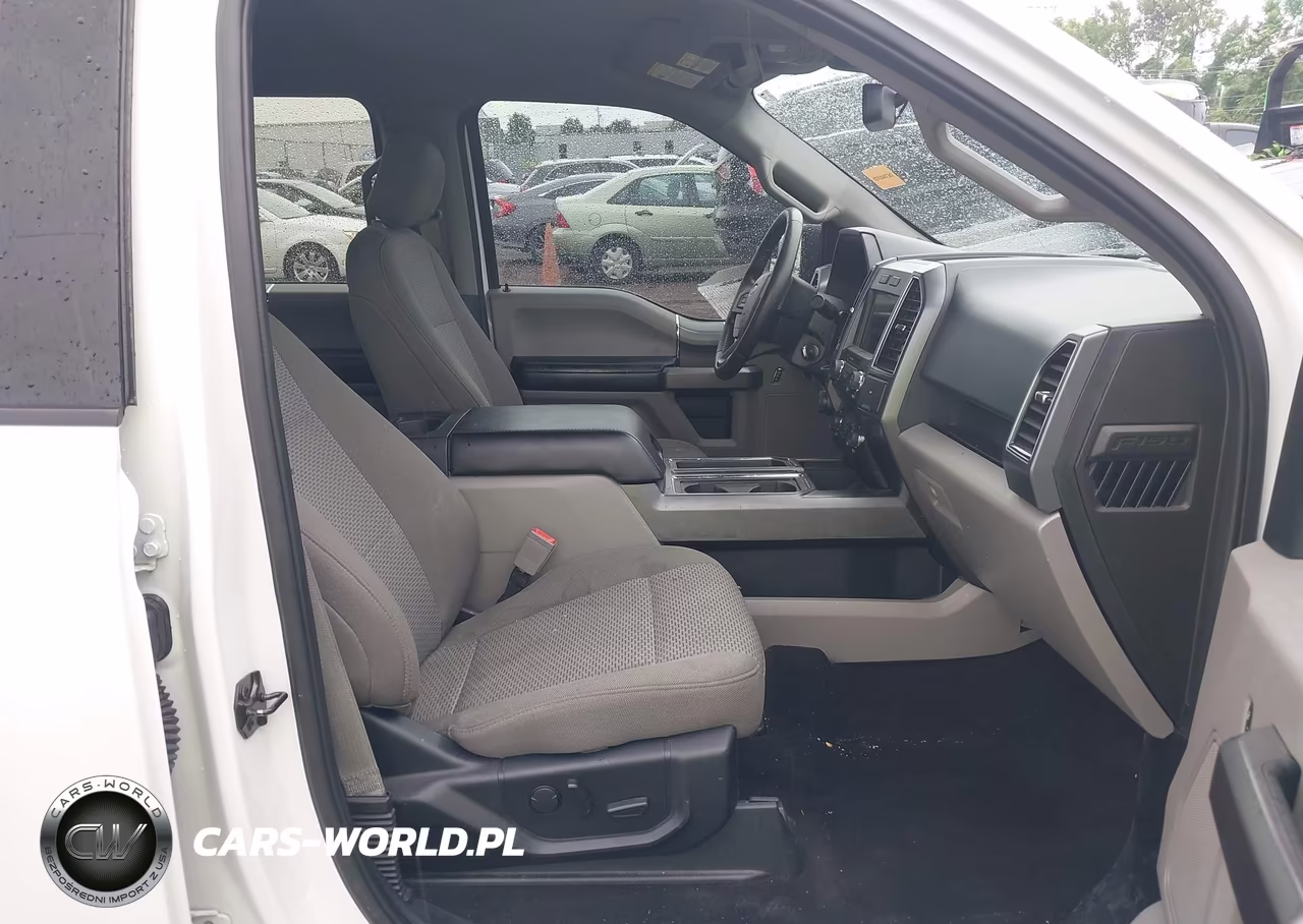 2019 Ford F-150 Xlt VIN:1FTEW1CB8KFB50607 - 5