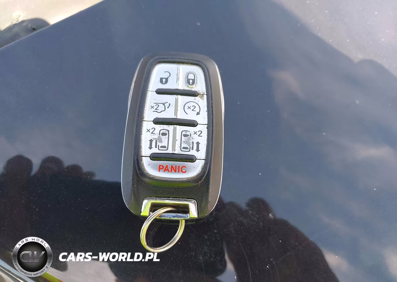 2021 Chrysler Voyager Lxi VIN:2C4RC1DG7MR551372 - 11