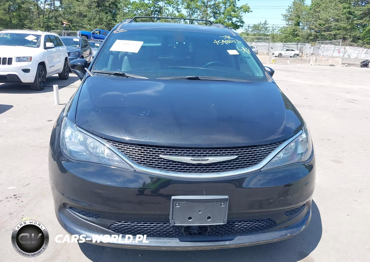 2021 Chrysler Voyager Lxi VIN:2C4RC1DG7MR551372 - 12