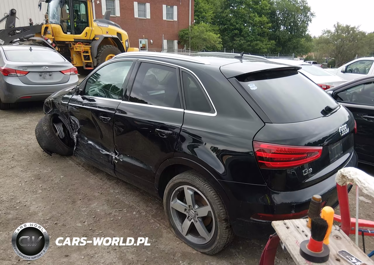 2015 Audi Q3 2.0T Premium Plus VIN:WA1BFCFS2FR003384 - 3