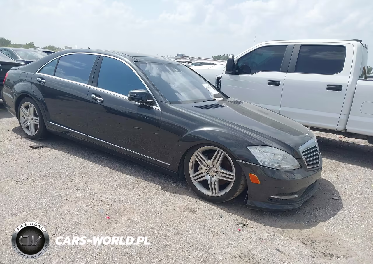 2013 Mercedes-Benz S 550 4Matic
