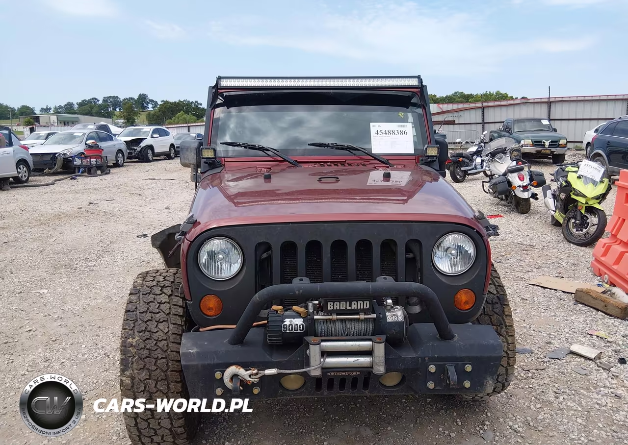 2007 Jeep Wrangler Unlimited X VIN:1J4GA39147L173645 - 12