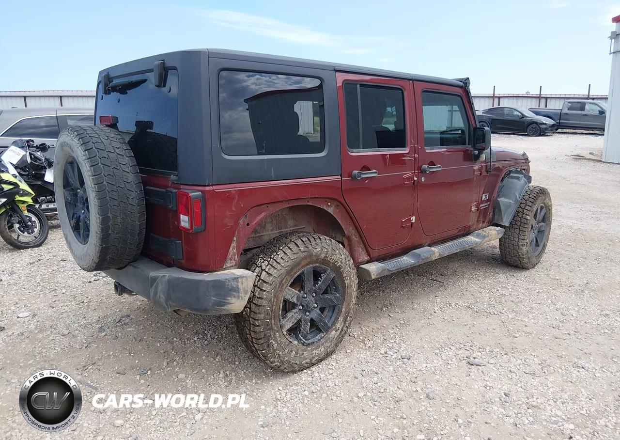 2007 Jeep Wrangler Unlimited X VIN:1J4GA39147L173645 - 4