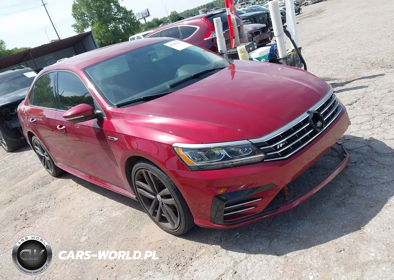 2018 Volkswagen Passat 2.0T R-Line-2.0T S – zdjęcie 1 z 17