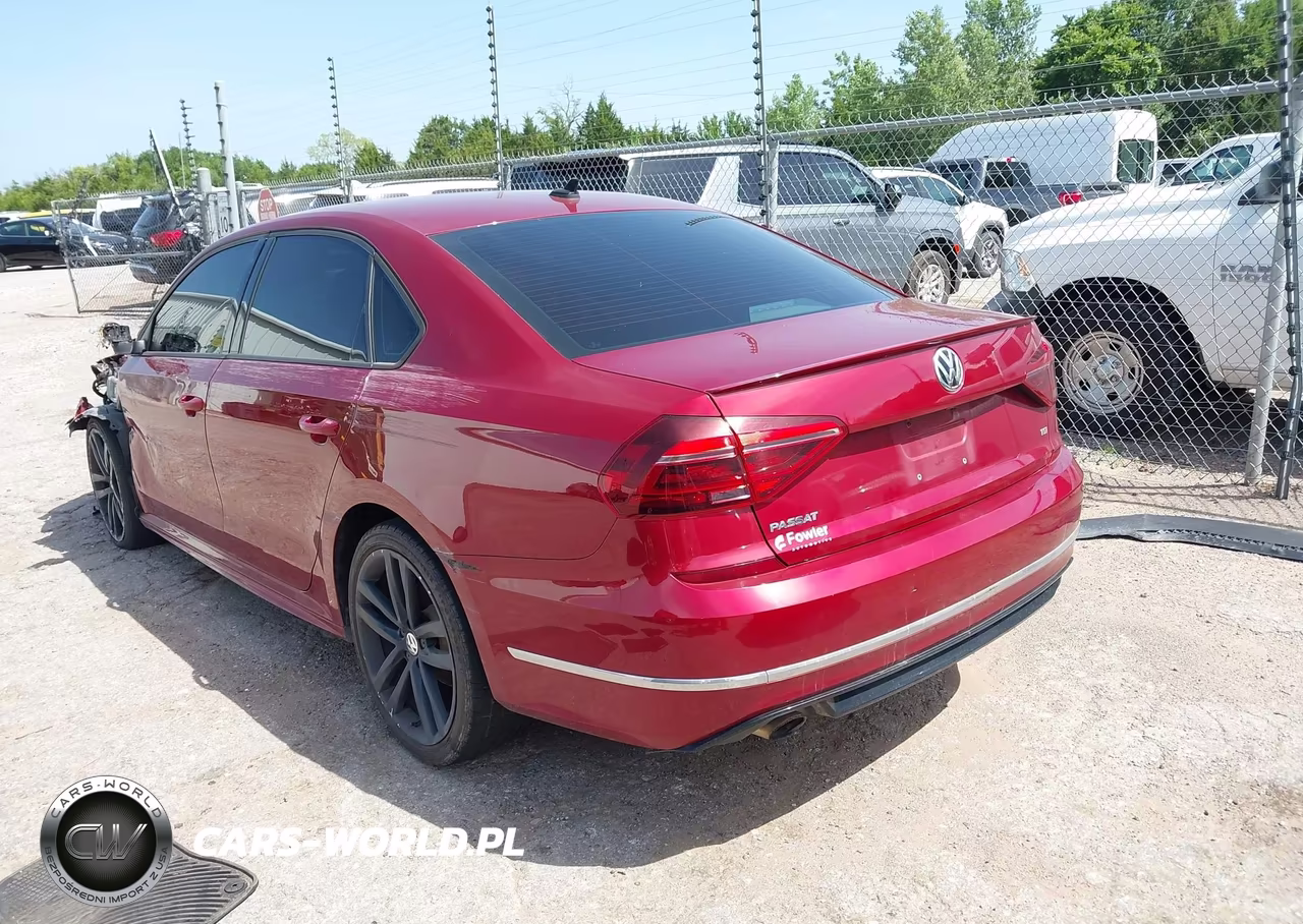 2018 Volkswagen Passat 2.0T R-Line-2.0T S VIN:1VWAA7A34JC005914 - 3