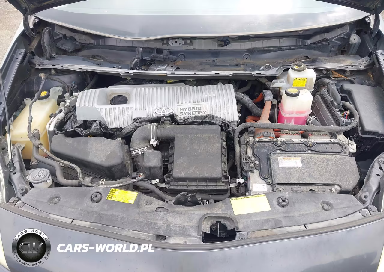 2013 Toyota Prius Two VIN:JTDKN3DU9D5564358 - 10