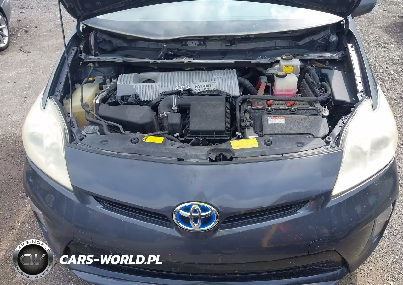 2013 Toyota Prius Two VIN:JTDKN3DU9D5564358 - 6