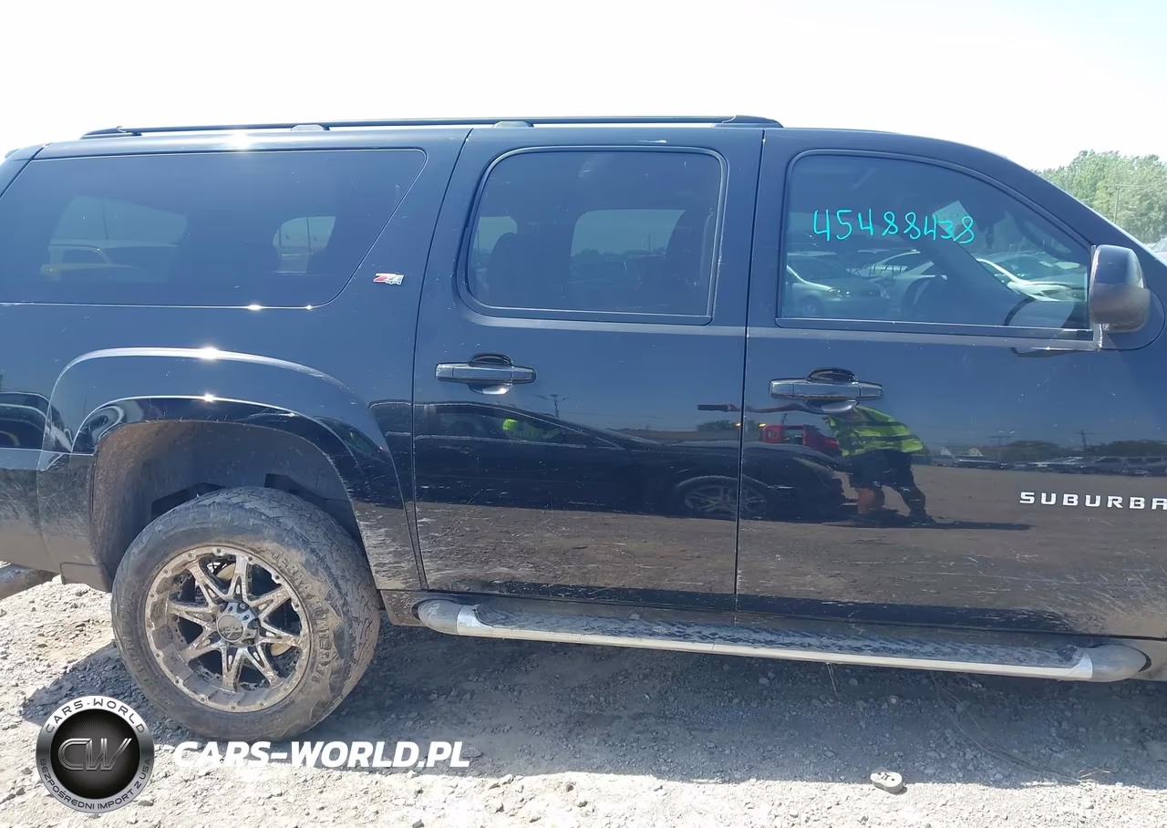 2012 Chevrolet Suburban Lt VIN:1GNSKJE78CR252276 - 13