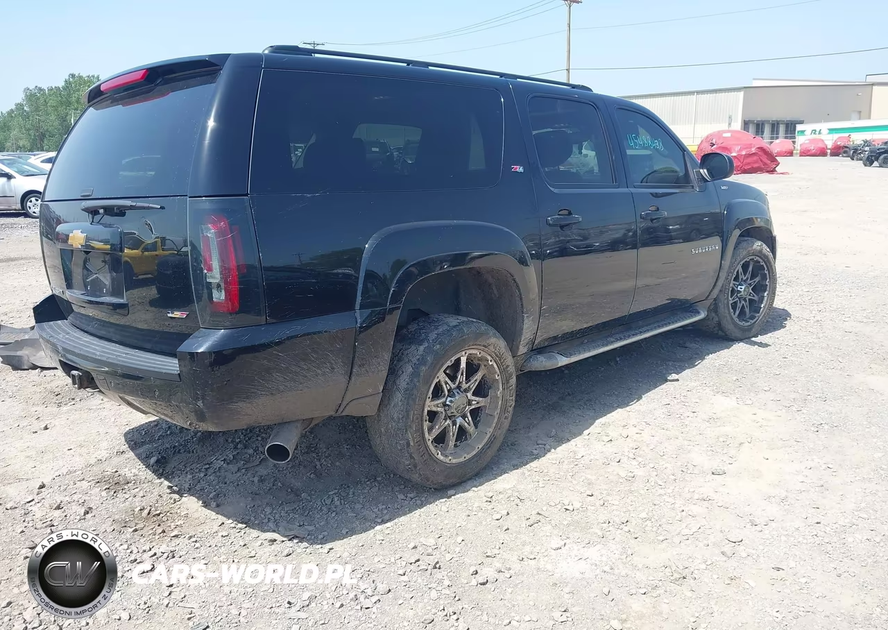 2012 Chevrolet Suburban Lt VIN:1GNSKJE78CR252276 - 4