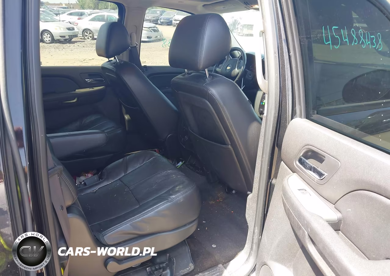 2012 Chevrolet Suburban Lt VIN:1GNSKJE78CR252276 - 8