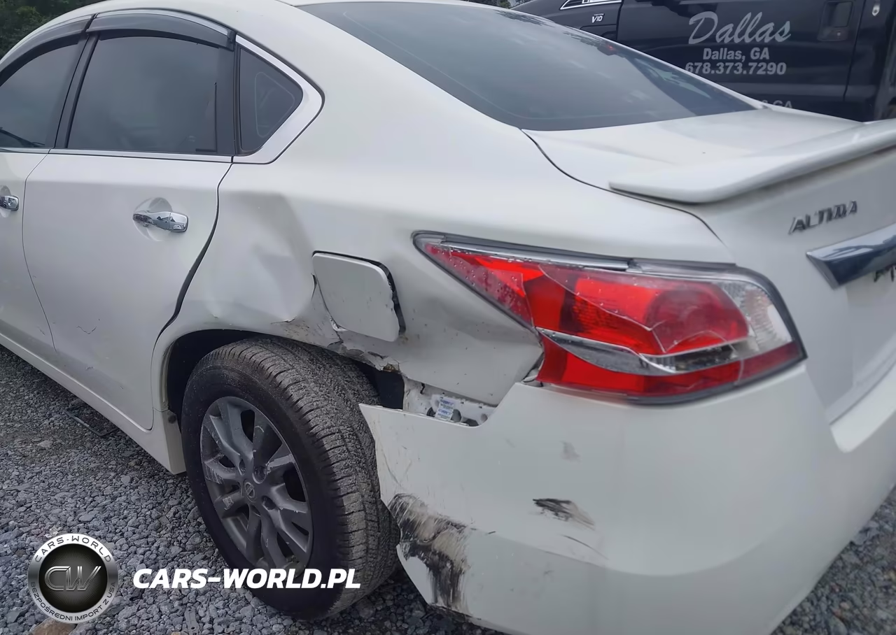2015 Nissan Altima 2.5 S VIN:1N4AL3AP9FC235972 - 6