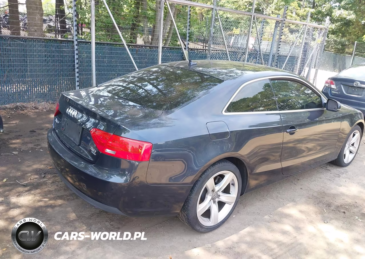 2014 Audi A5 2.0T Premium VIN:WAUCFAFR8EA043443 - 4
