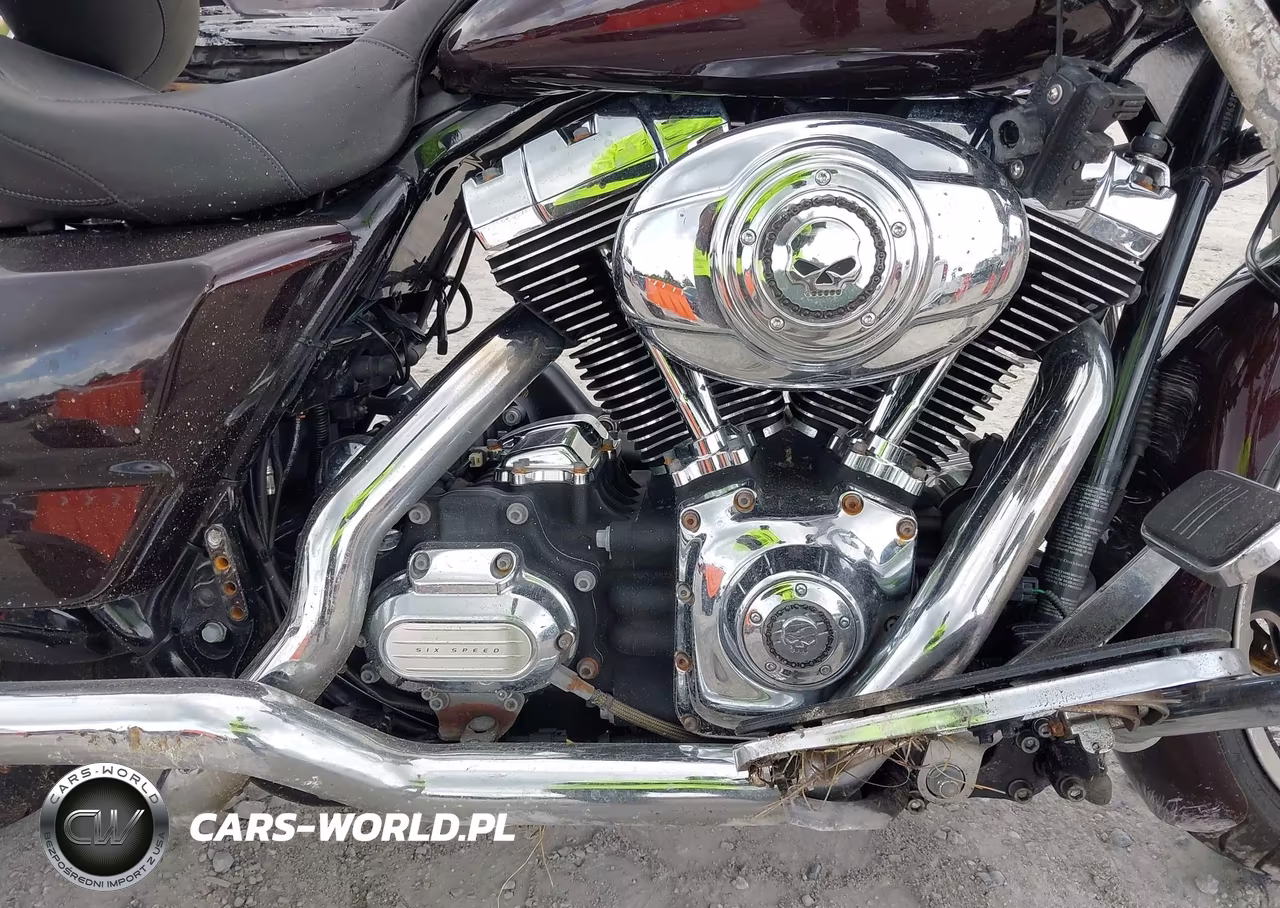 2011 Harley-Davidson Flhx VIN:1HD1KBM15BB669660 - 8