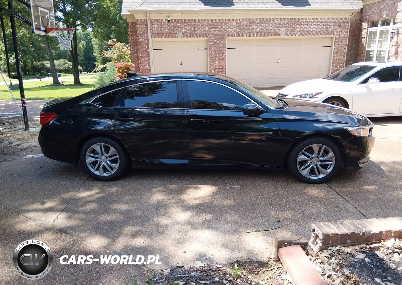 2018 Honda Accord Lx VIN:1HGCV1F19JA102074 - 13