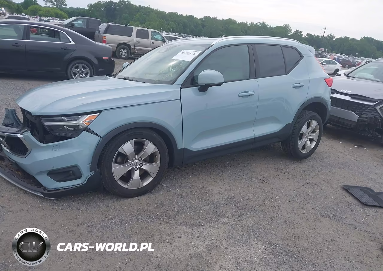 2019 Volvo Xc40 T5 Momentum VIN:YV4162UK1K2053997 - 2