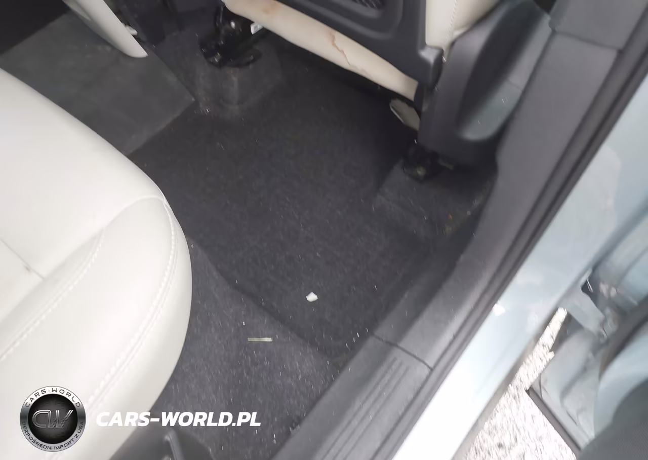 2019 Volvo Xc40 T5 Momentum VIN:YV4162UK1K2053997 - 8