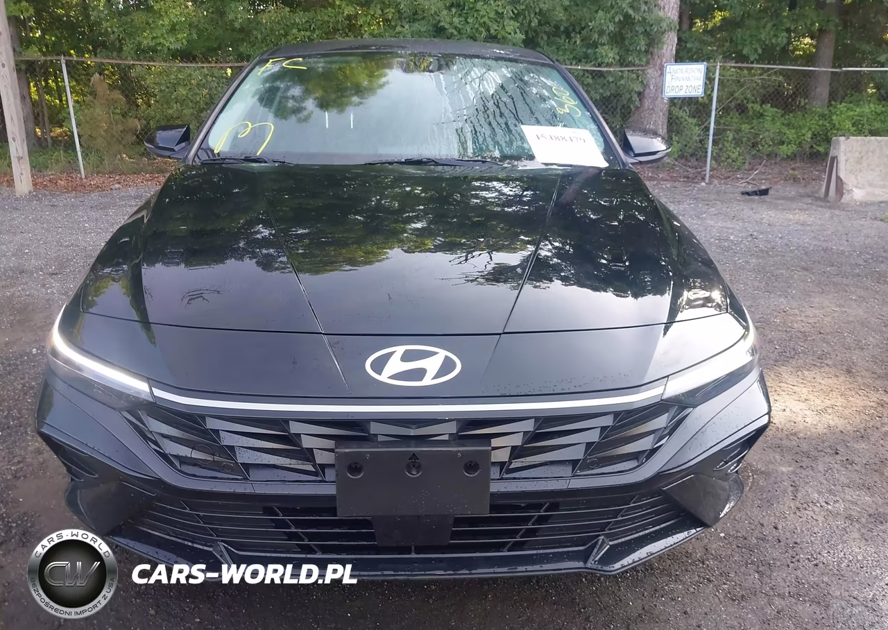 2026 Hyundai Elantra Hybrid Limited VIN:KMHLN4DJ5TU193716 - 12