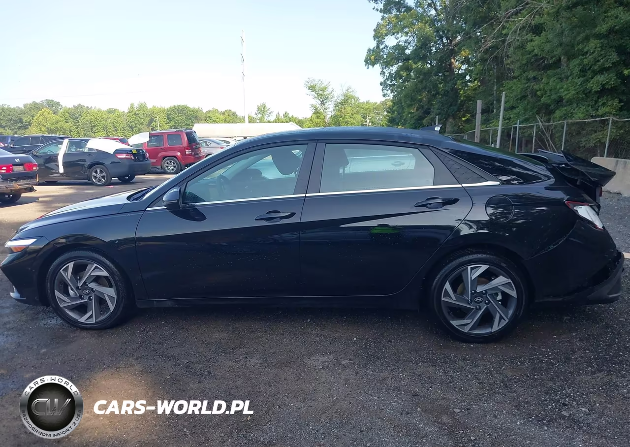 2026 Hyundai Elantra Hybrid Limited VIN:KMHLN4DJ5TU193716 - 14