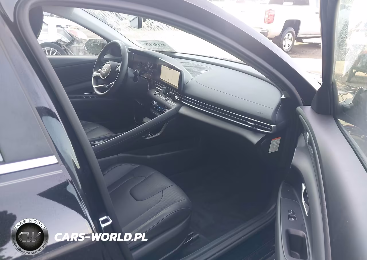 2026 Hyundai Elantra Hybrid Limited VIN:KMHLN4DJ5TU193716 - 5