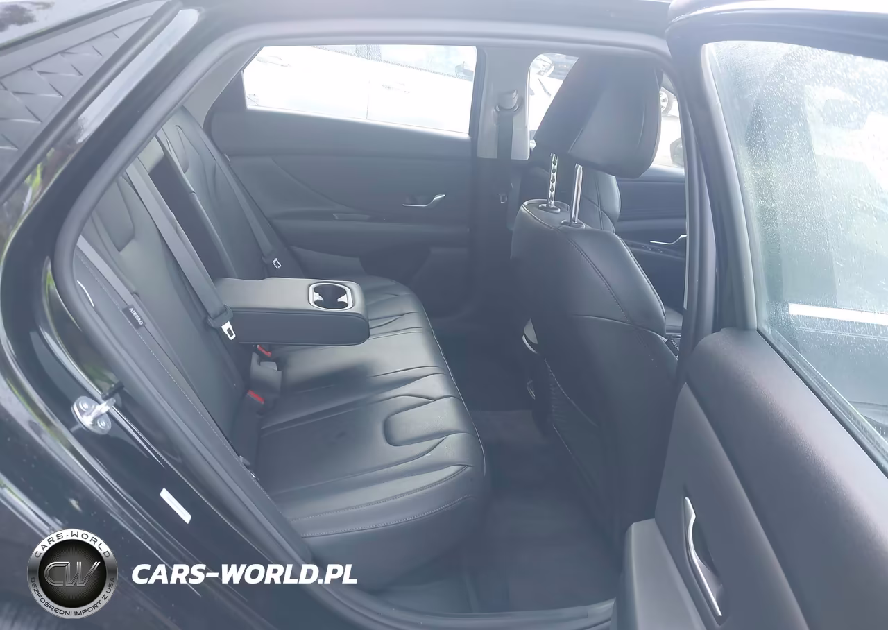 2026 Hyundai Elantra Hybrid Limited VIN:KMHLN4DJ5TU193716 - 8
