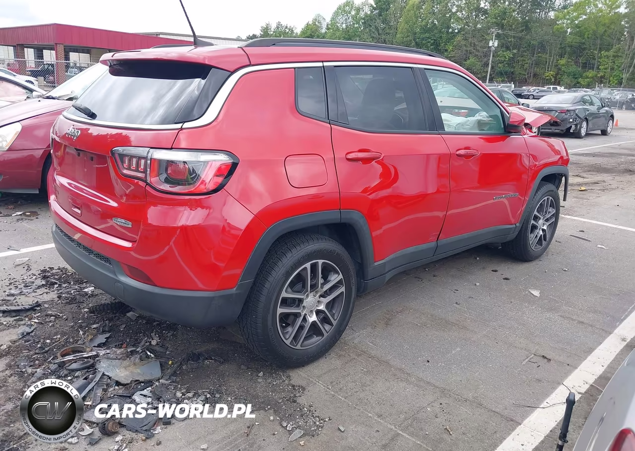 2018 Jeep Compass Sun And Wheel Fwd VIN:3C4NJCBB9JT503419 - 4