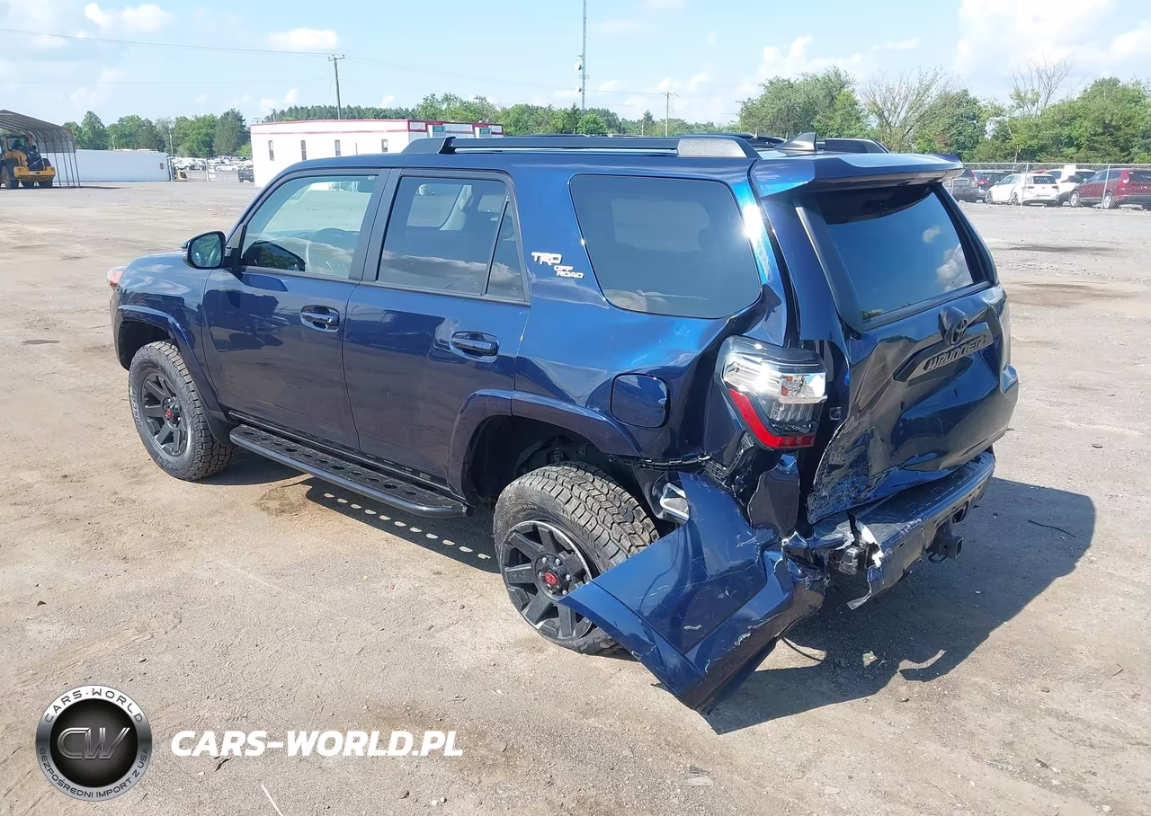 2020 Toyota 4Runner Trd Off Road Premium VIN:JTEBU5JR9L5743637 - 3
