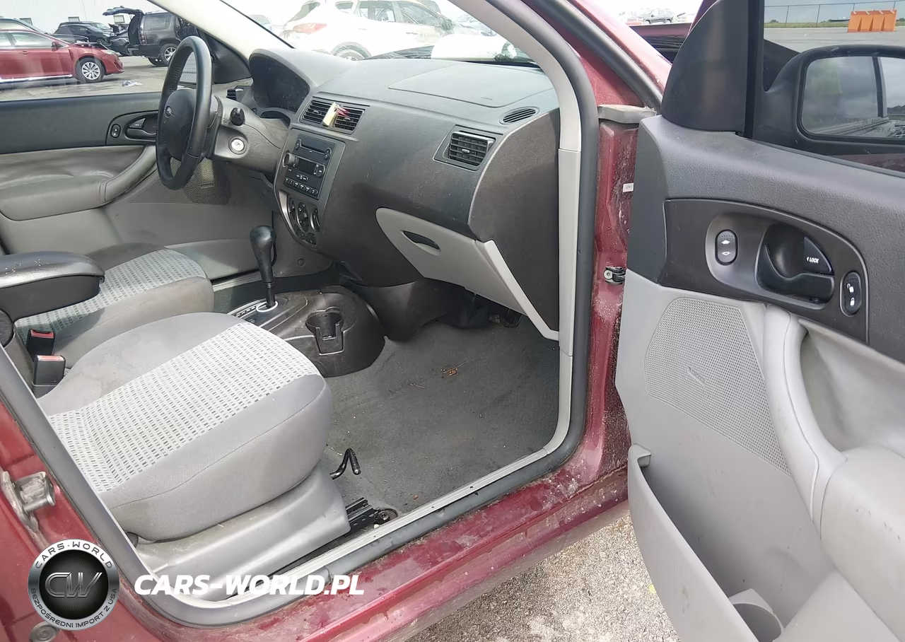 2007 Ford Focus S-Se-Ses VIN:1FAHP34N47W259769 - 5