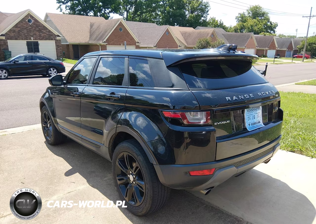 2018 Land Rover Range Rover Evoque Se-Se Premium VIN:SALVP2RX6JH324207 - 3