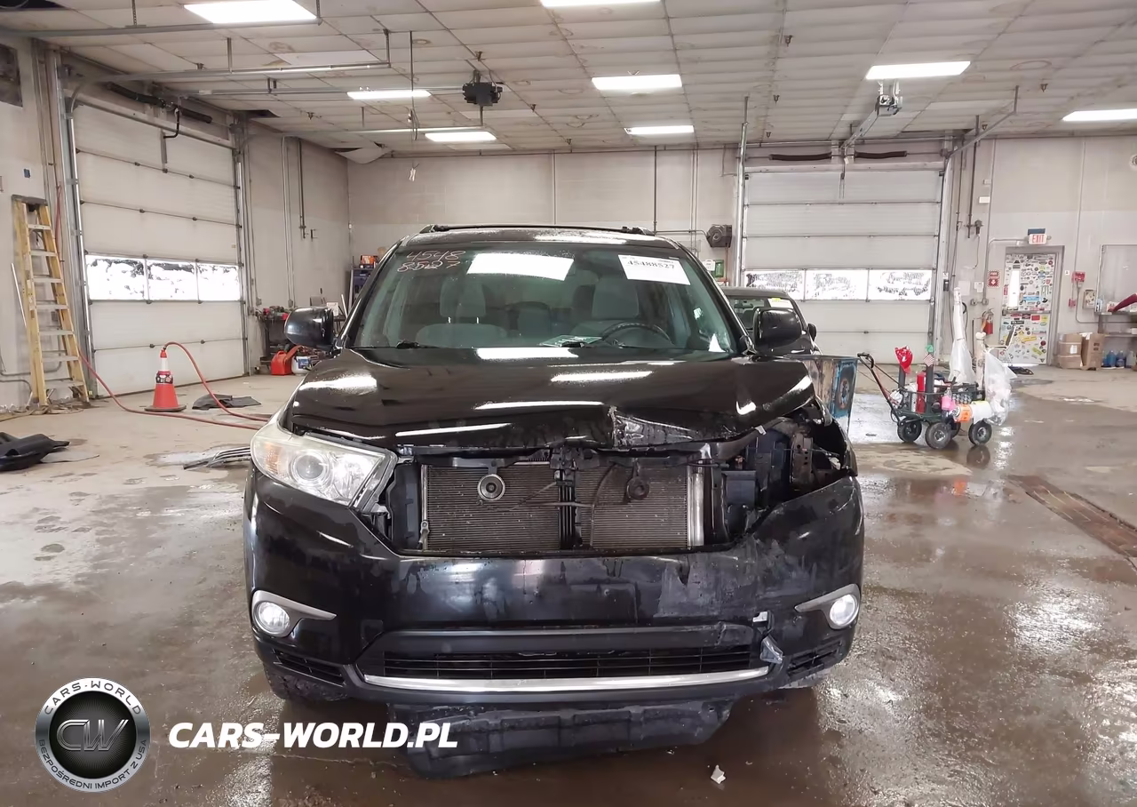 2013 Toyota Highlander Base Plus V6 VIN:5TDBK3EH1DS203758 - 13