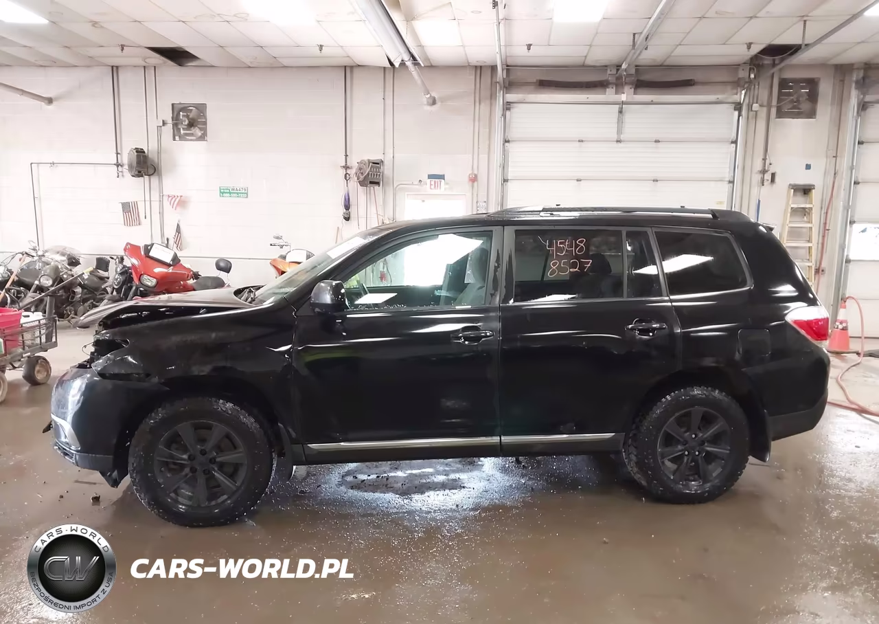 2013 Toyota Highlander Base Plus V6 VIN:5TDBK3EH1DS203758 - 15