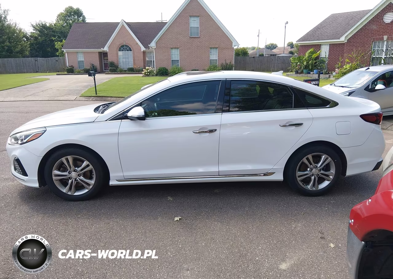 2018 Hyundai Sonata Sport VIN:5NPE34AFXJH684549 - 14