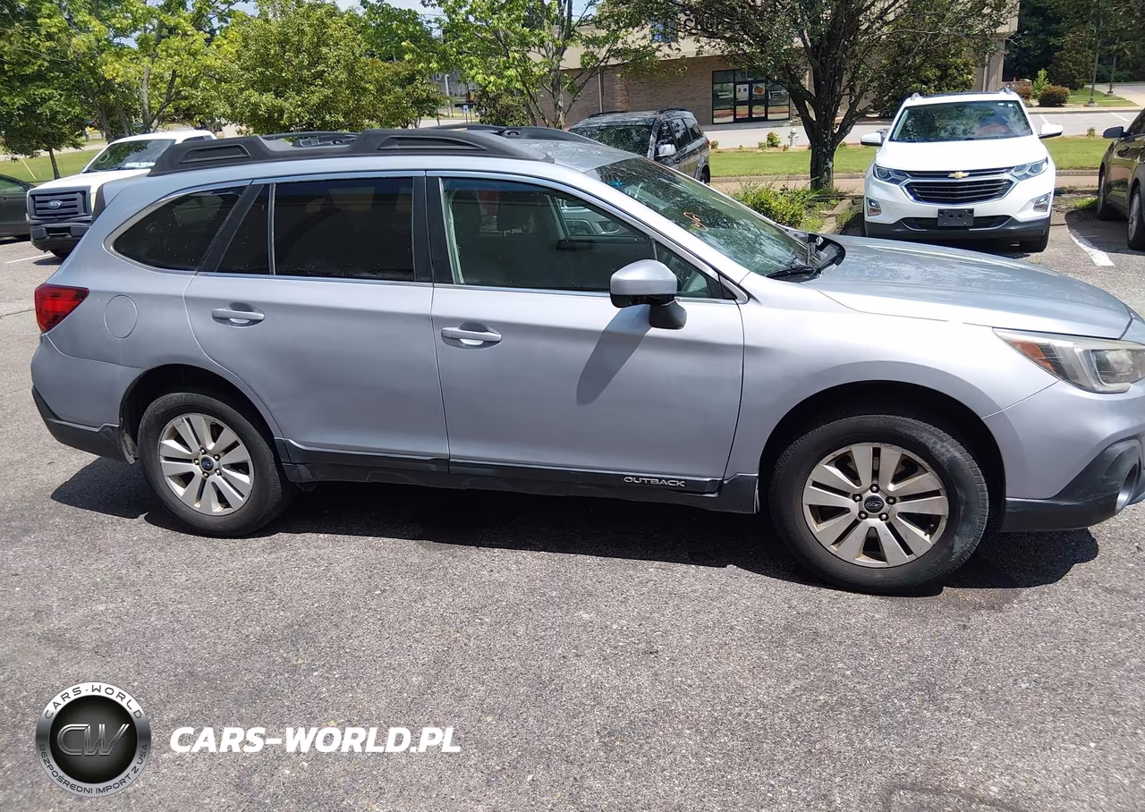 2018 Subaru Outback 2.5I Premium VIN:4S4BSACC8J3257269 - 13