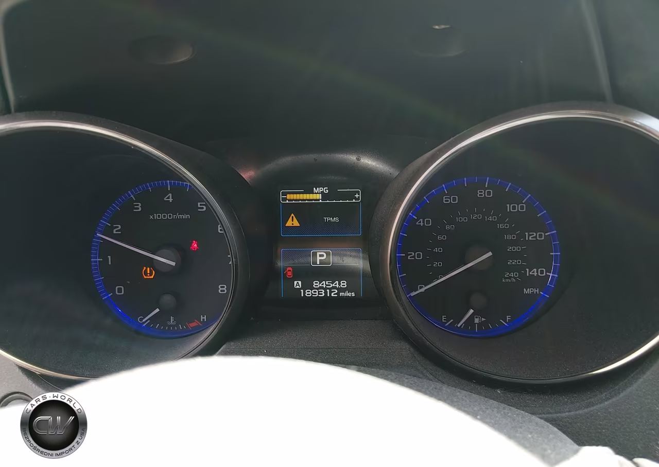 2018 Subaru Outback 2.5I Premium VIN:4S4BSACC8J3257269 - 7