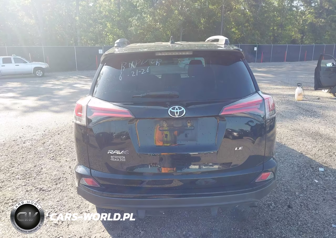 2018 Toyota Rav4 Le VIN:2T3ZFREV0JW423348 - 17