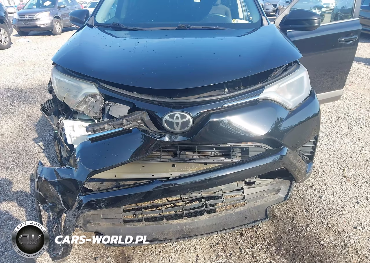 2018 Toyota Rav4 Le VIN:2T3ZFREV0JW423348 - 6